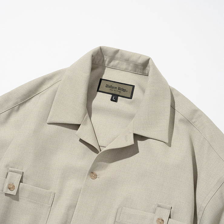 TWO POCKET OPEN COLLAR S/S SHIRT - BEIGE – Uniform Bridge EU